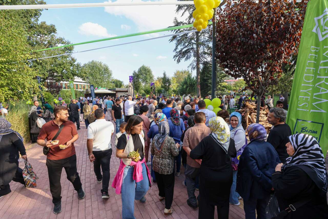 Konya’da geçmişin Meram’ı yeniden yaşandı! Pekmez kokusu şehri sardı 3